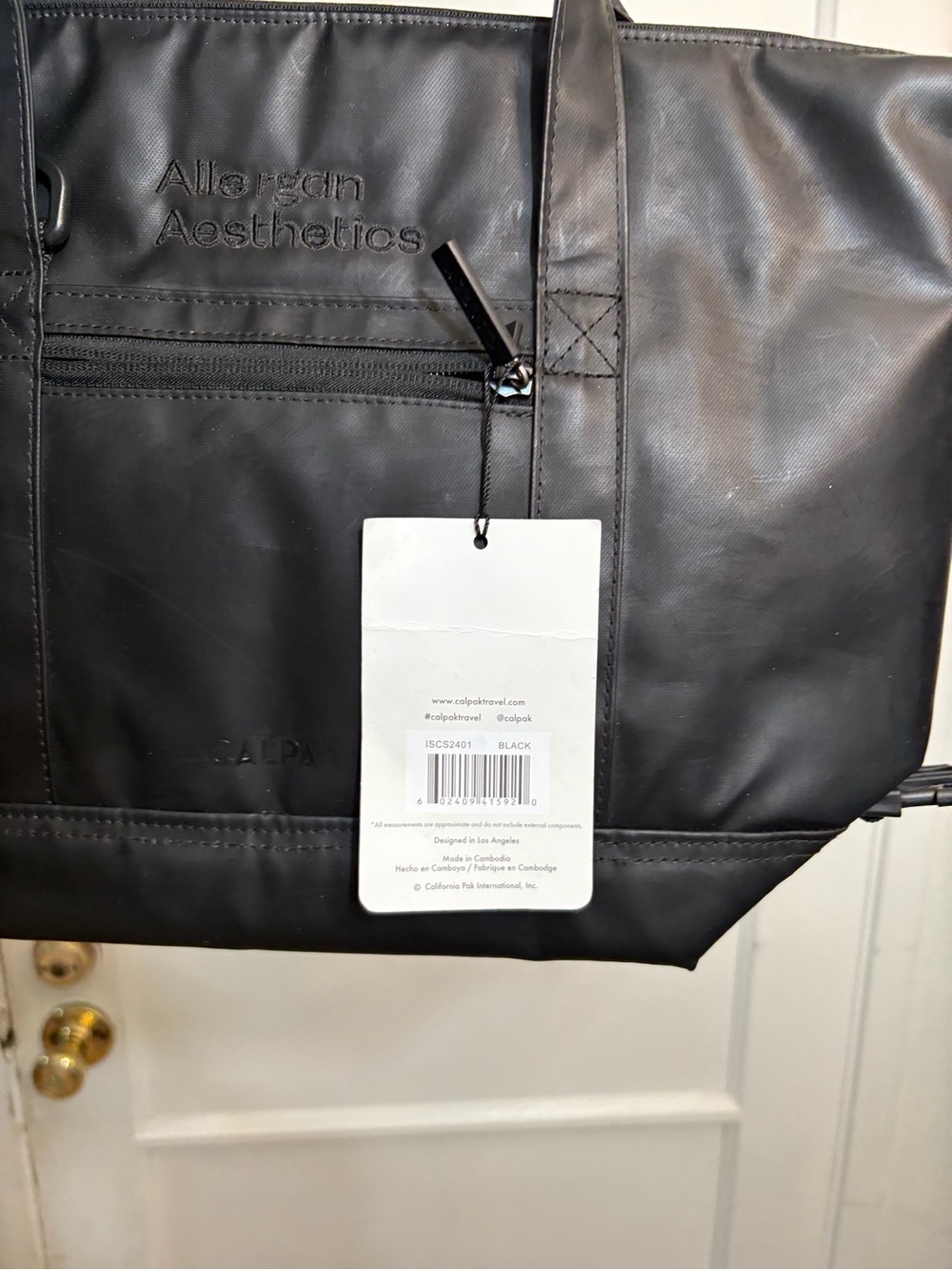NWT CalPak Insulated 8L Soft-Sided Cooler in Black - Picture 3 of 6